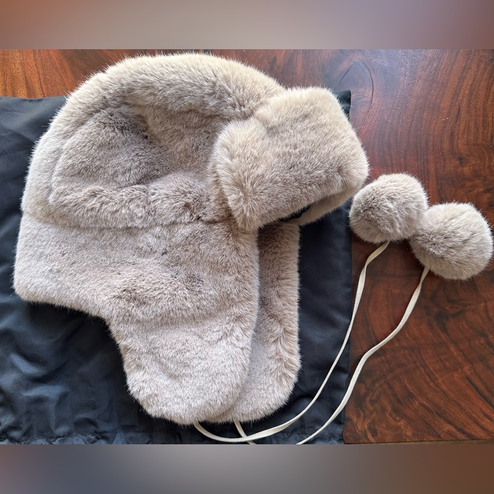 Heurueh Luxe Faux Fur Trapper Hat Taupe - Like New